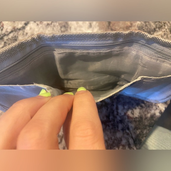 2000s SpongeBob wallet - Picture 2 of 5